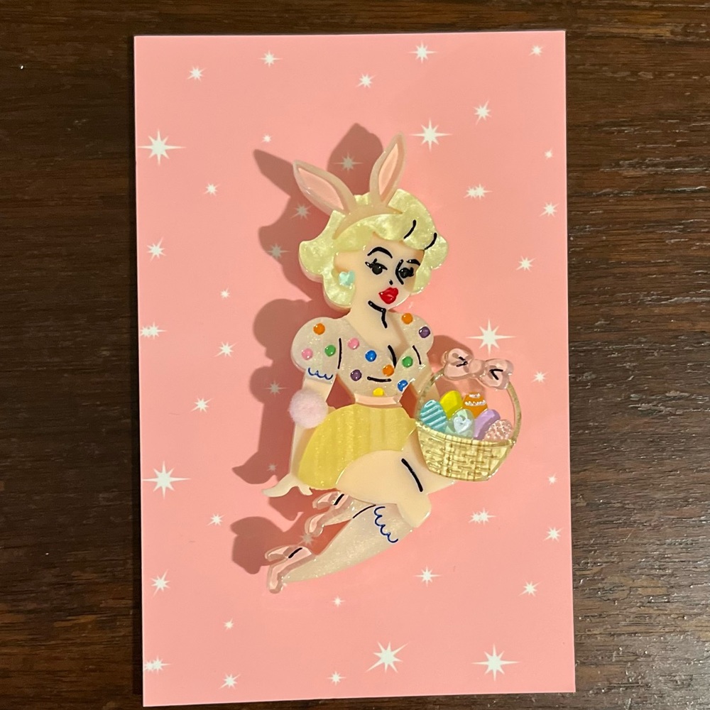 Bunny Belle Brooch by Lipstick & Chrome - Fawn